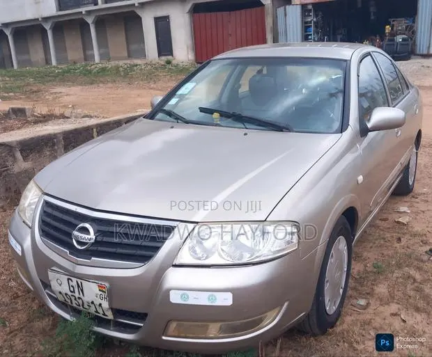 Nissan Sunny 2010 Silver · Photo 1