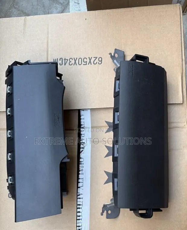 HRV Knee Airbag 2023-2026 · Photo 1