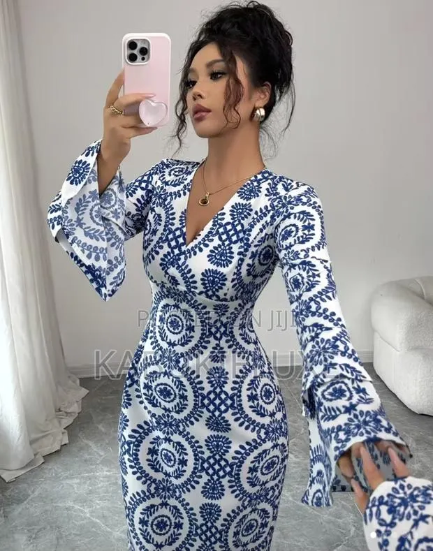 Elegant Blue White Floral Maxi Dress – Slim Fit Flared Sleeves · Photo 1