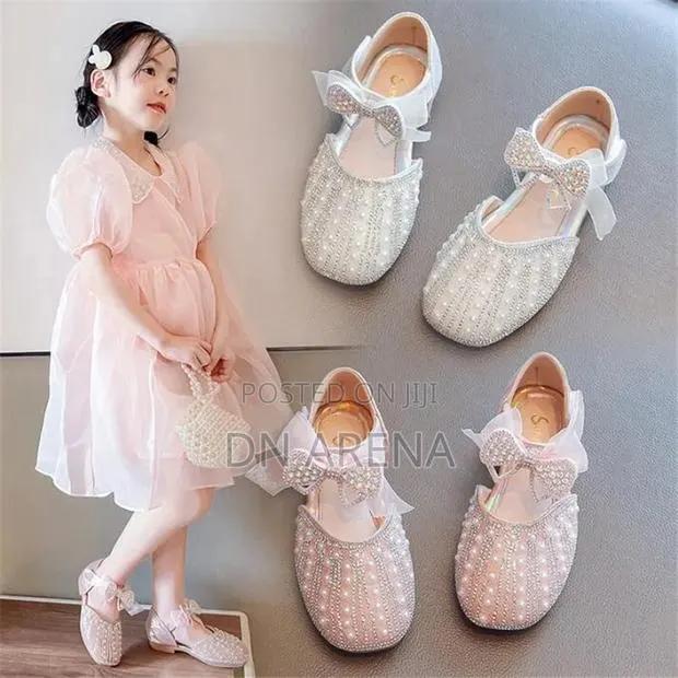 Girls Autumn Rhinestone Bow Leather Princess Shoes · Photo 1