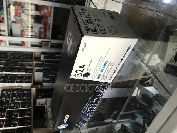 Hp Laser Jet Toner 32a · Photo 1