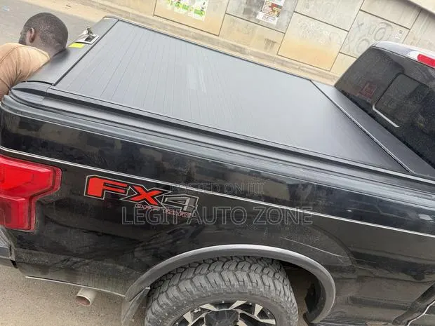 Ford F150 2017,2018,2019,2020,2021,2023, Bucket Cover Available · Photo 1