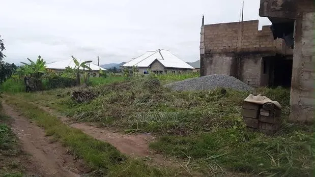 6bdrm Apartment in Okorase - Koforidua, New-Juaben Municipal for sale · Photo 2