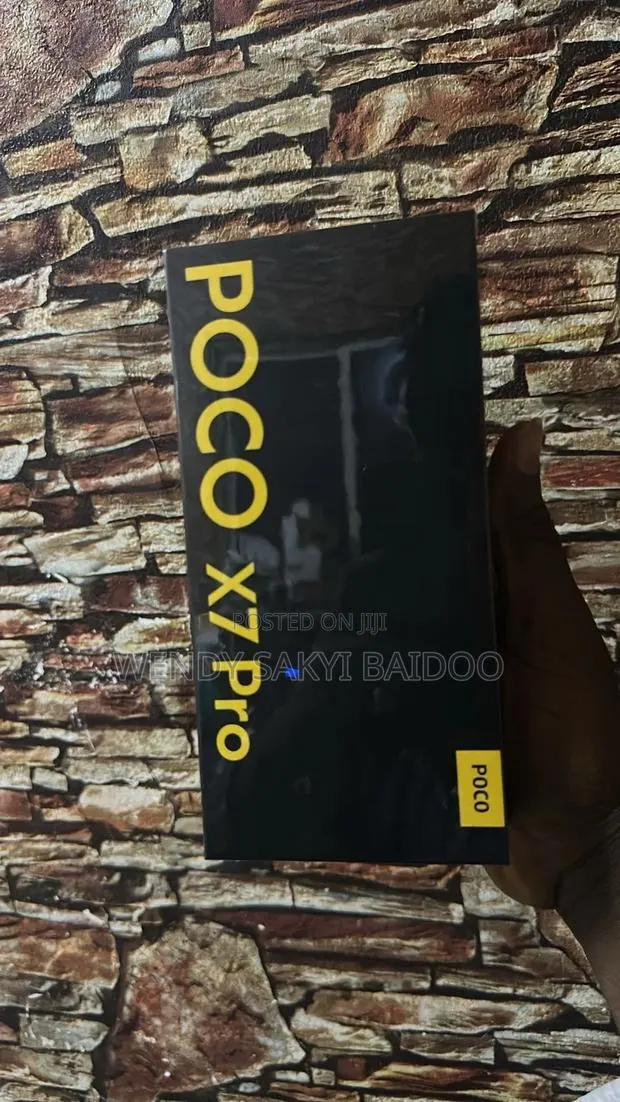 New Mobile Phone 512 GB Yellow · Photo 1