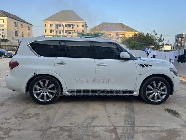 Infiniti QX80 2014 White · Photo 1
