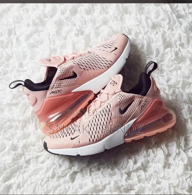 Nike Air Max 270 Pinkwhite and Black · Photo 1