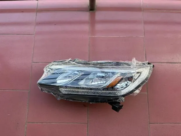Honda CRV 2015 2016 Headlight Half LED · Photo 1