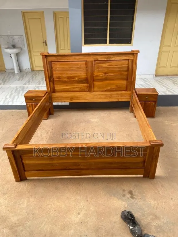 Brand New 6x6 Teak Bed + 2 Side Drawers for Sale. Bibiani · Photo 1