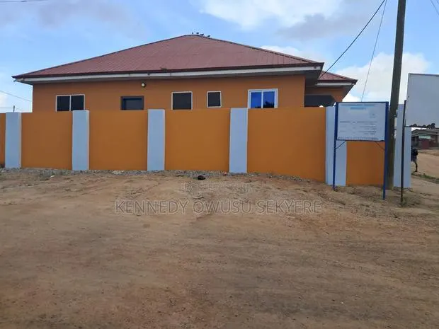 Furnished 4bdrm Apartment in Our Lady Of Mercy, Millenium City for sale · Photo 1