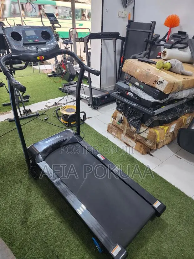Treadmill 120kg · Photo 1