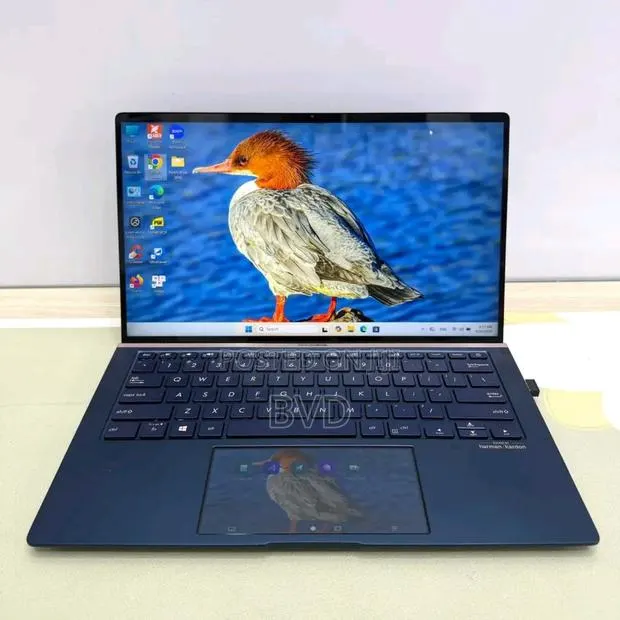New Laptop Asus Zenbook 14 OLED 16GB Intel Core i7 SSD 512GB · Photo 1