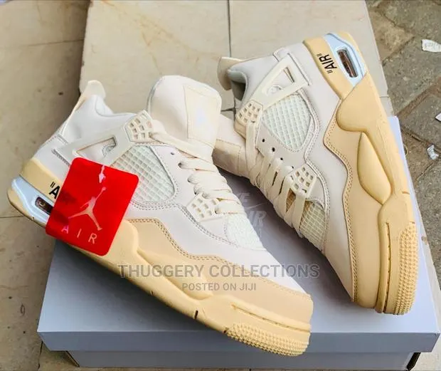 Jordan 4 Retro · Photo 1