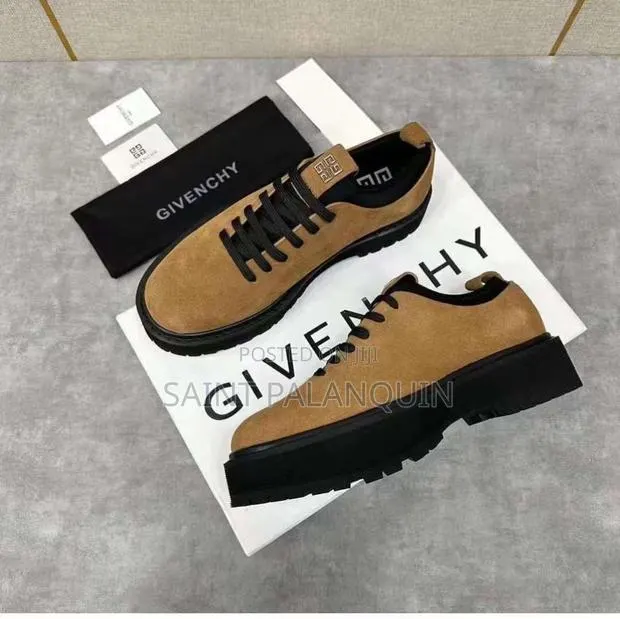 Givenchy Shoe · Photo 1