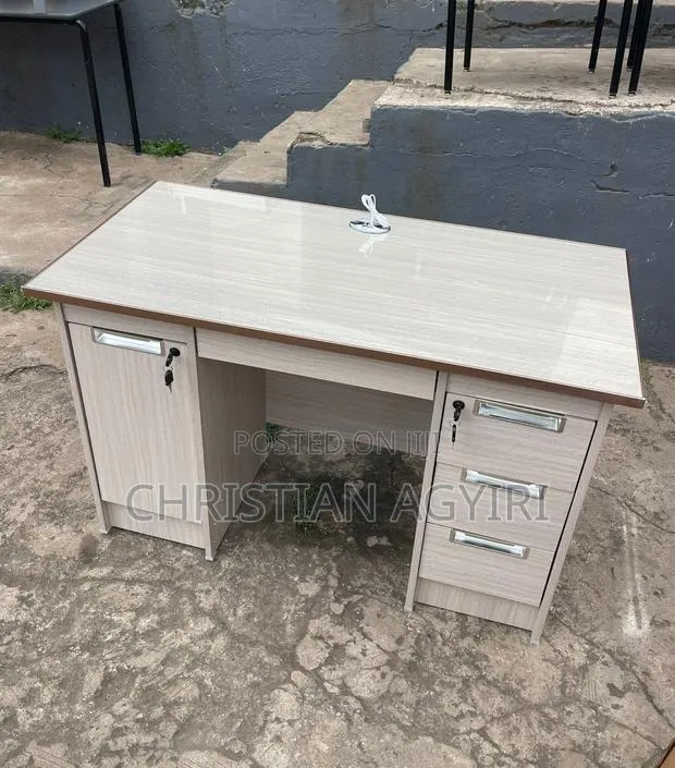 Office Desk / Computer Table · Photo 1