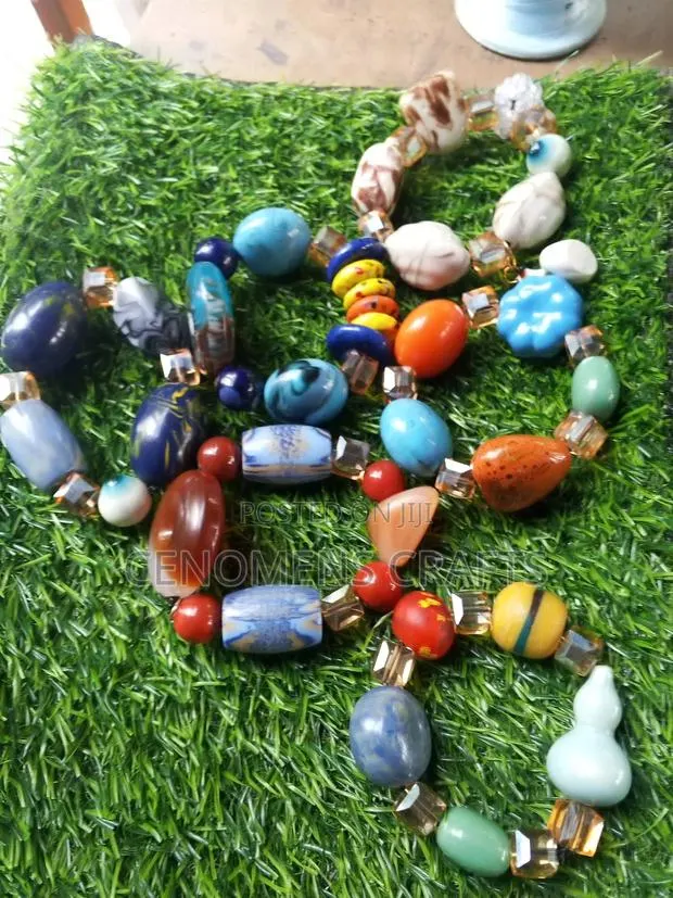 Beautiful Bead Necklace Set · Photo 6