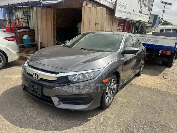Honda Civic EX Sedan 2018 Gray · Photo 1