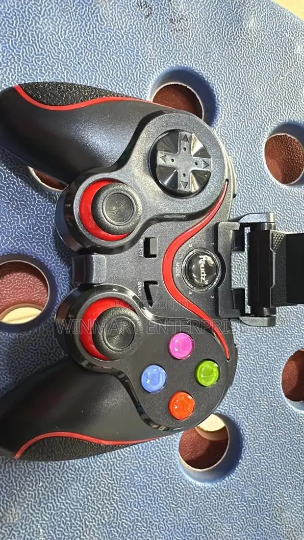 Fsudz V8 Wireless Controller · Photo 3