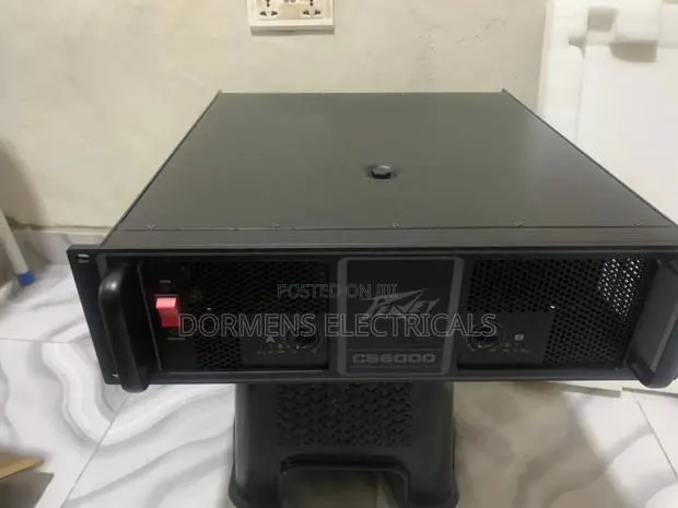 Cs 6000 Bass Amplifier · Photo 1