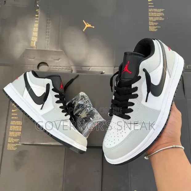 Air Jordan 1 Low · Photo 1