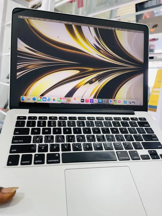 Laptop Apple MacBook Pro 2015 8GB Intel Core i5 SSD 256GB · Photo 1