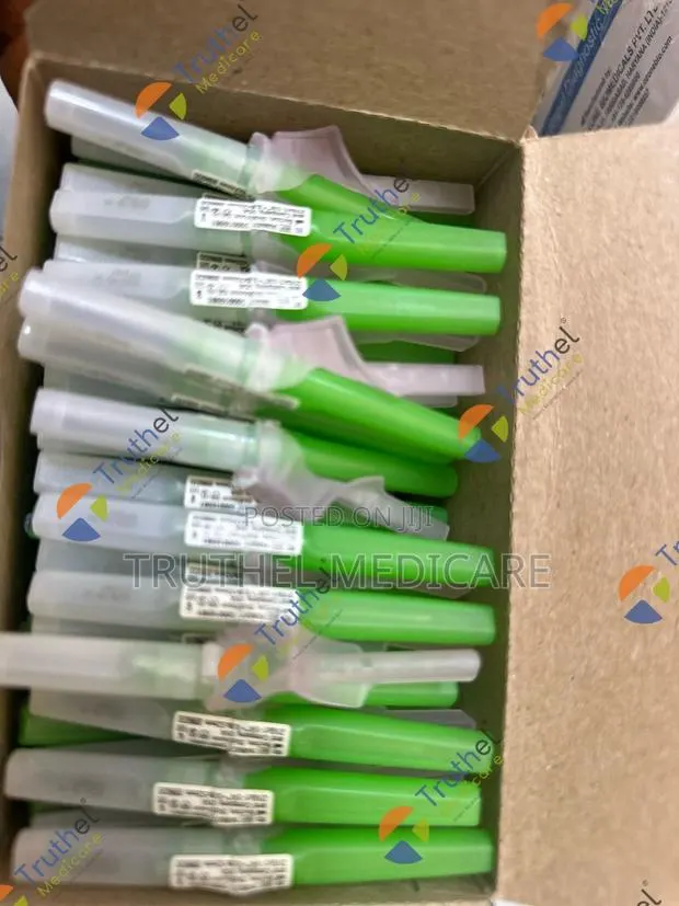 Vacutainer Needles · Photo 1