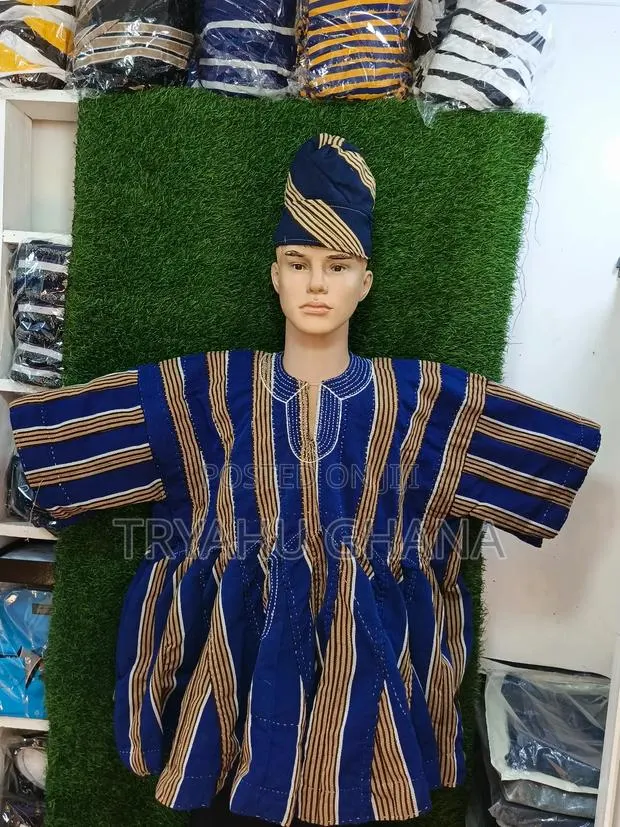 Authentic Handwoven Smocks – Handmade African Traditional Clothing · Photo 1