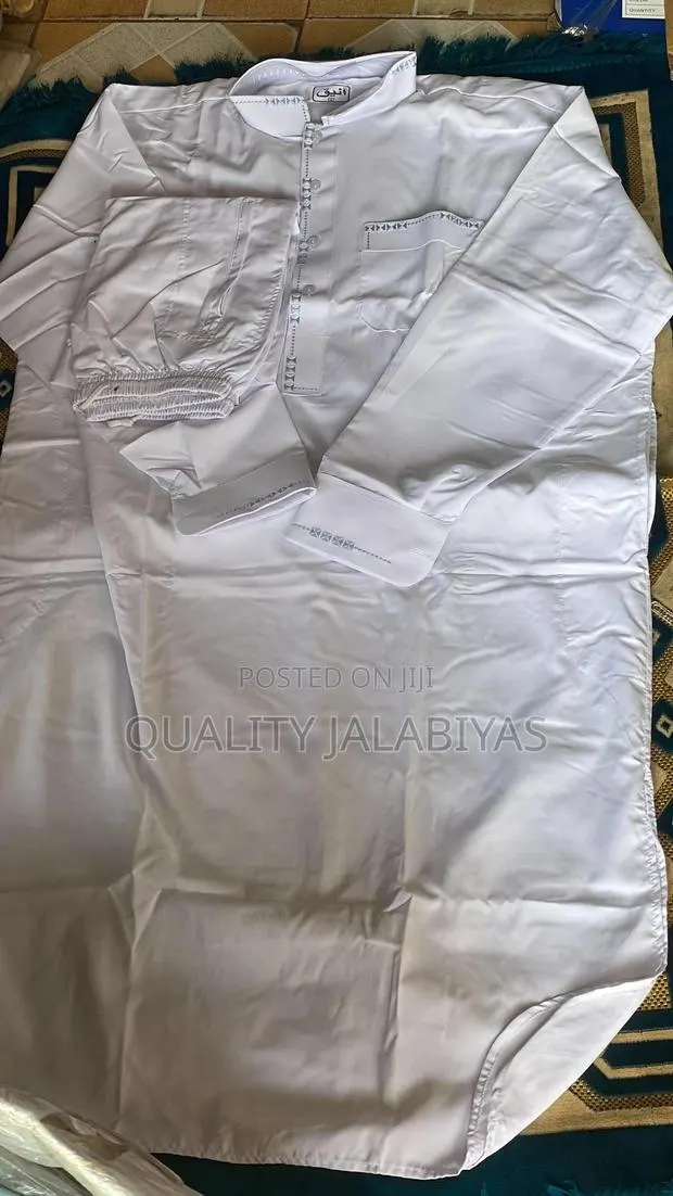 Men Top Down (White) · Photo 1