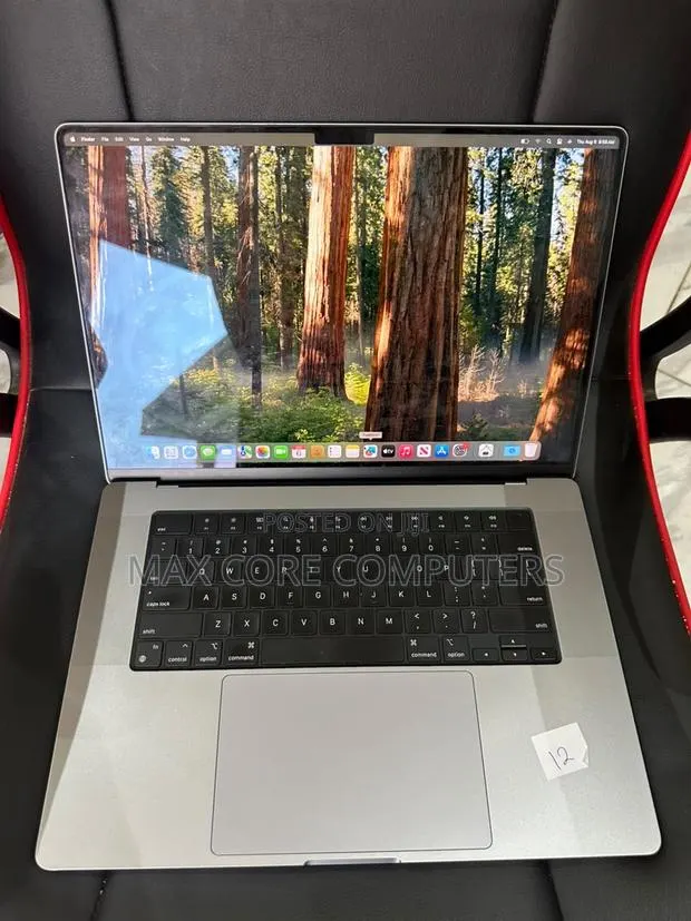 Laptop Apple MacBook Pro 2023 M2 16GB Apple M2 SSD 1T · Photo 1