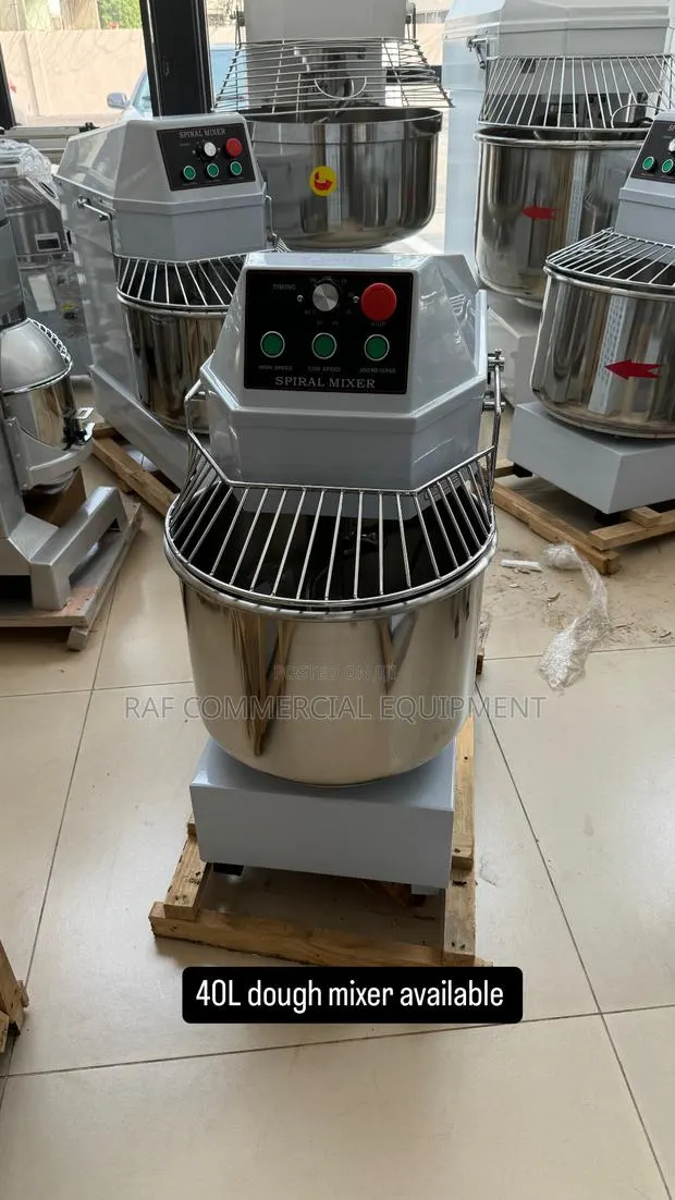 Commercial Dough Mixer 10l · Photo 1