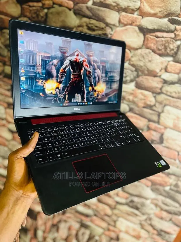 Laptop Dell Inspiron 15 7559 16GB Intel Core I7 SSHD+SSD 1.5T · Photo 1