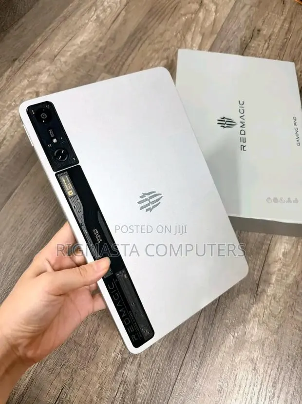 New ZTE Nubia Red Magic Gaming Tablet Pro 512 GB Silver · Photo 1
