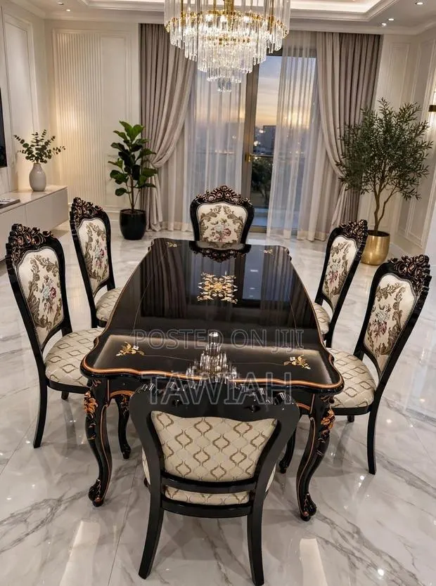 6-Sets Royal Dining Table · Photo 1