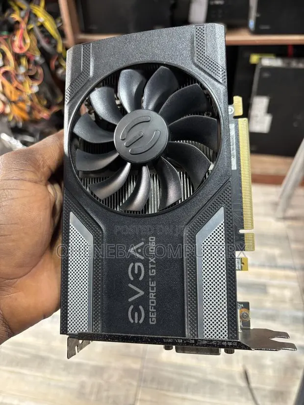 EVGA GTX 1060 3GB GDDR5 DTX12 Single Fan Gaming Graphics Card · Photo 1