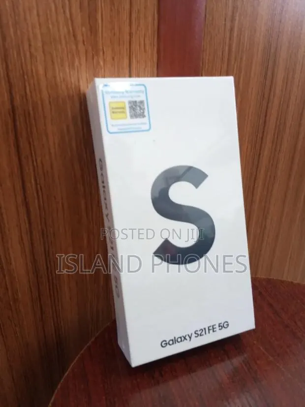 New Samsung Galaxy S21 FE 128 GB Black · Photo 1
