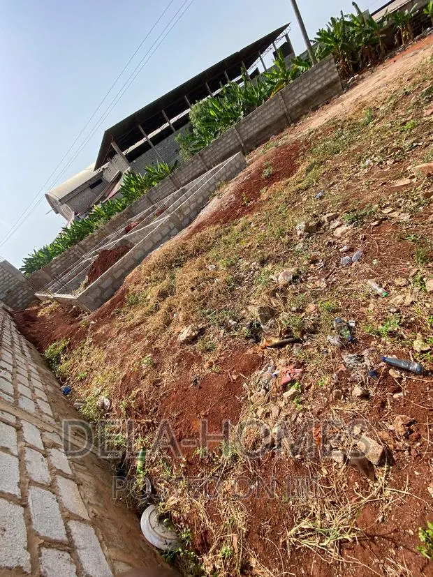 60/90 Size Land for Sale at Ashaley Botwe. · Photo 1