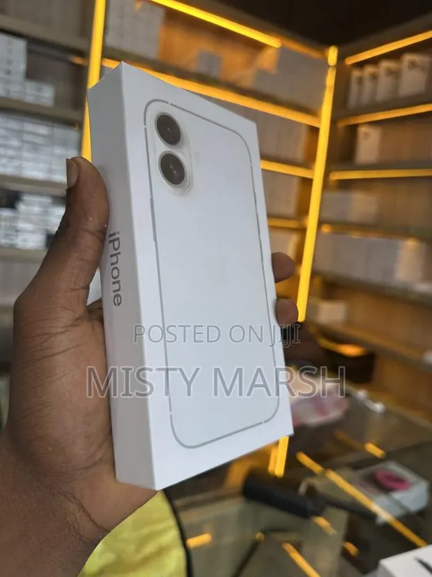 New Apple iPhone 16 128 GB White · Photo 1