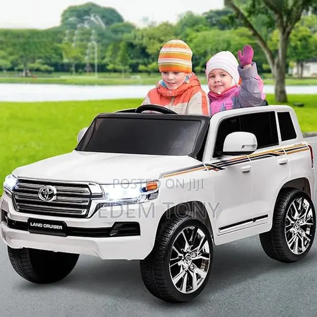 12v Licensed Toyota Land Cruiser Ride-on Truck For Kids · Photo 1