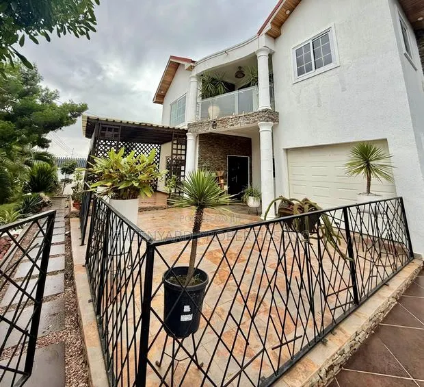 Furnished 5bdrm House in Adjiringanor, East Legon for rent · Photo 1
