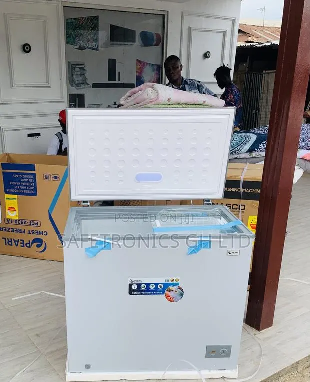 Upgrade Your Place With Pearl Singledoor 200 Liters Grey Chestfreezer · Photo 1