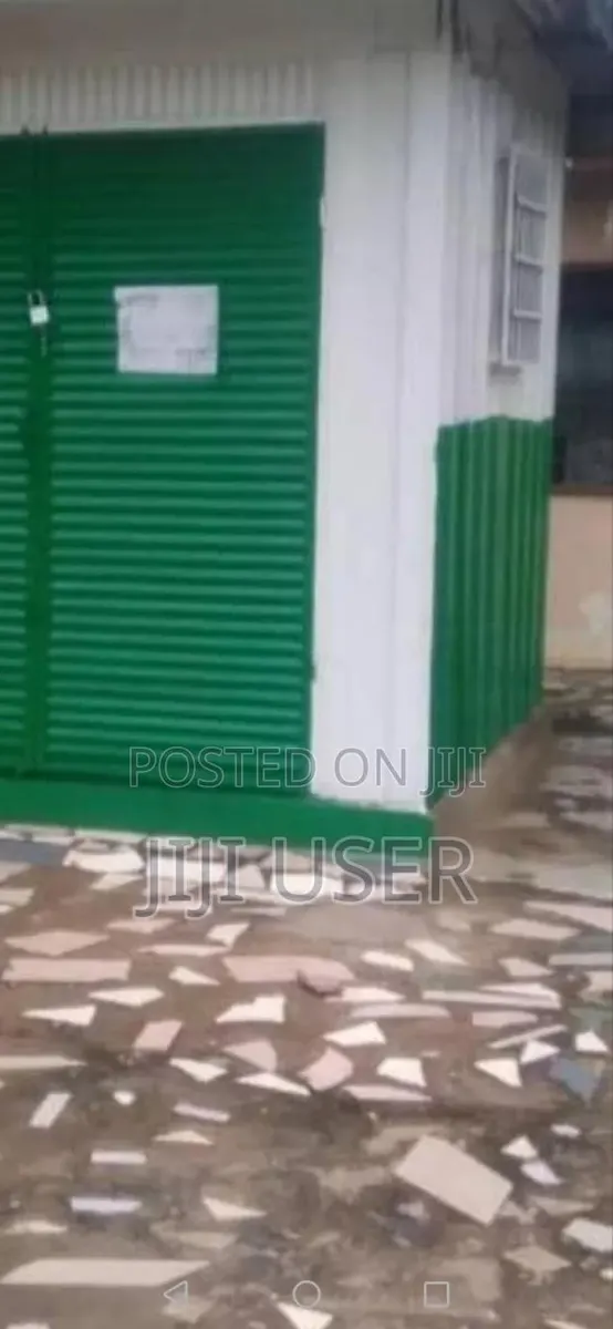 Container Shop · Photo 4