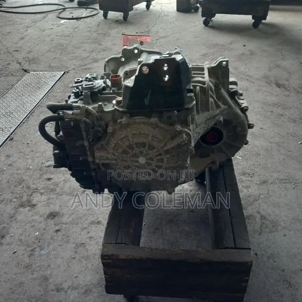 2014 Hyundai Santa Fe Gear Box · Photo 1