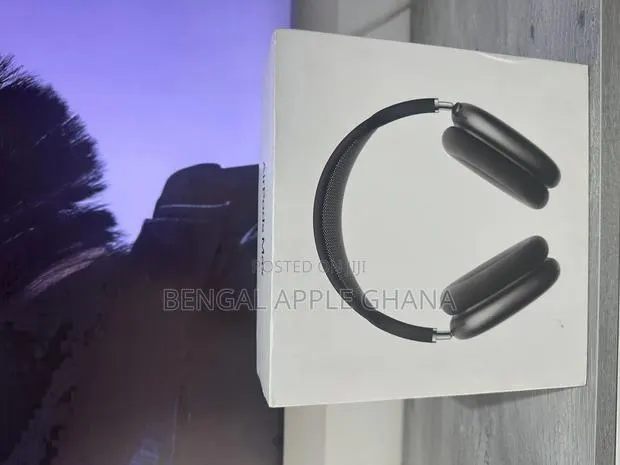 Brand New Airpod Max · Photo 1