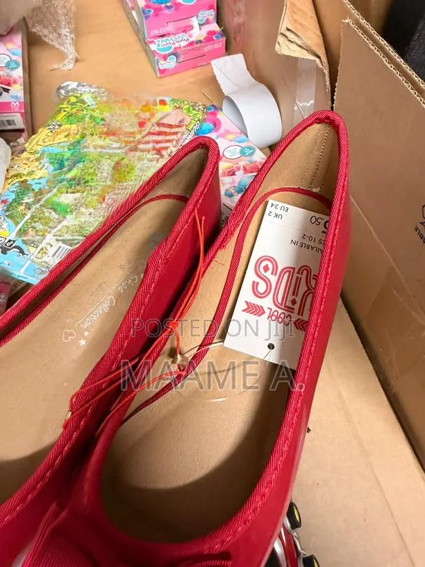 Red Flat Shoe · Photo 1