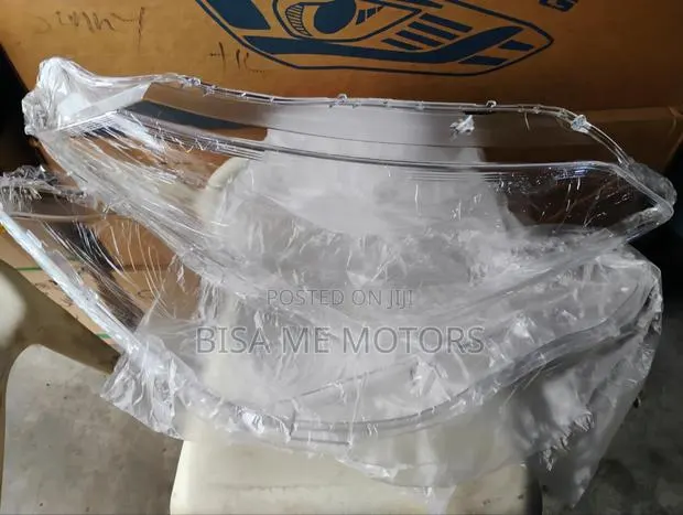 Toyota Vitz 2014/2015/2016 Headlight Cover · Photo 3