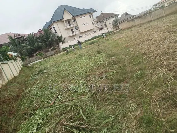 One Plot of Land for Sale at Santasi Anyinam · Photo 1