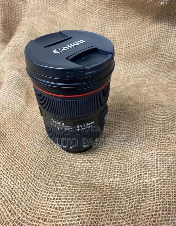 Canon Ef 24-70mm F2.8 L Ii Usm · Photo 1