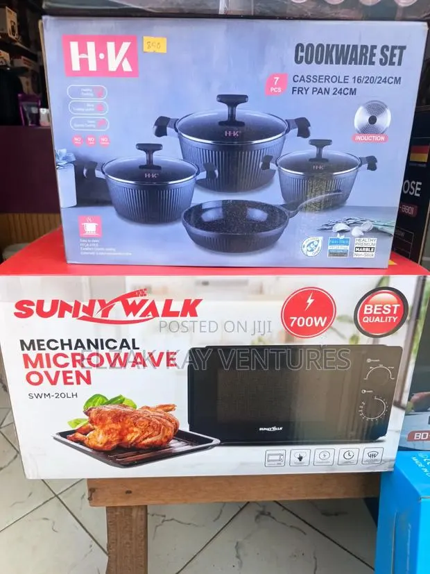 20L Manual/Digital Microwave Oven · Photo 1