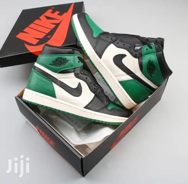 Palanquin Sneakers · Photo 1