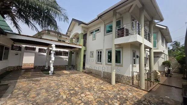 2bdrm Duplex in Cantonments for rent · Photo 1