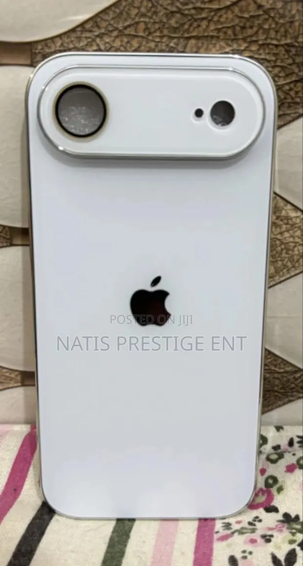 New Apple iPhone Air 512 GB White · Photo 1